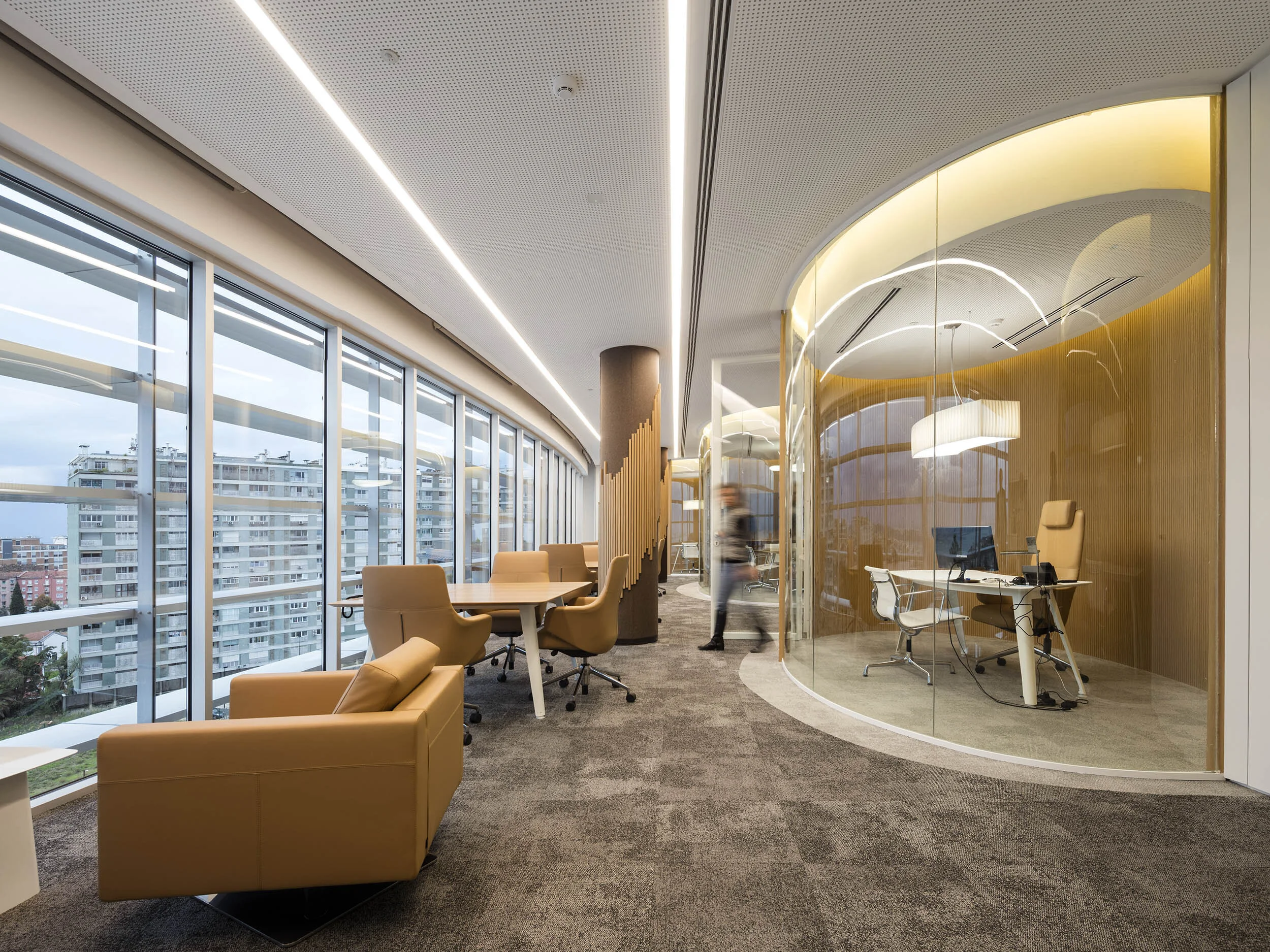 Deloitte_hub34_horizontal.jpg