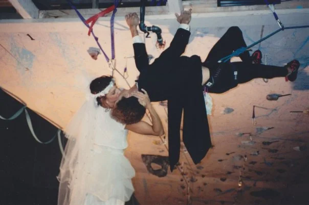 Margarita and René saying their vows on belay in 1993. Photos courtesy of Margarita Martínez.