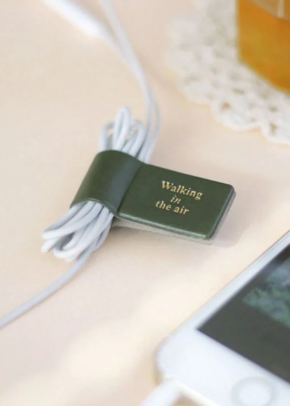 00418805-magnet-earphone-winder.jpg