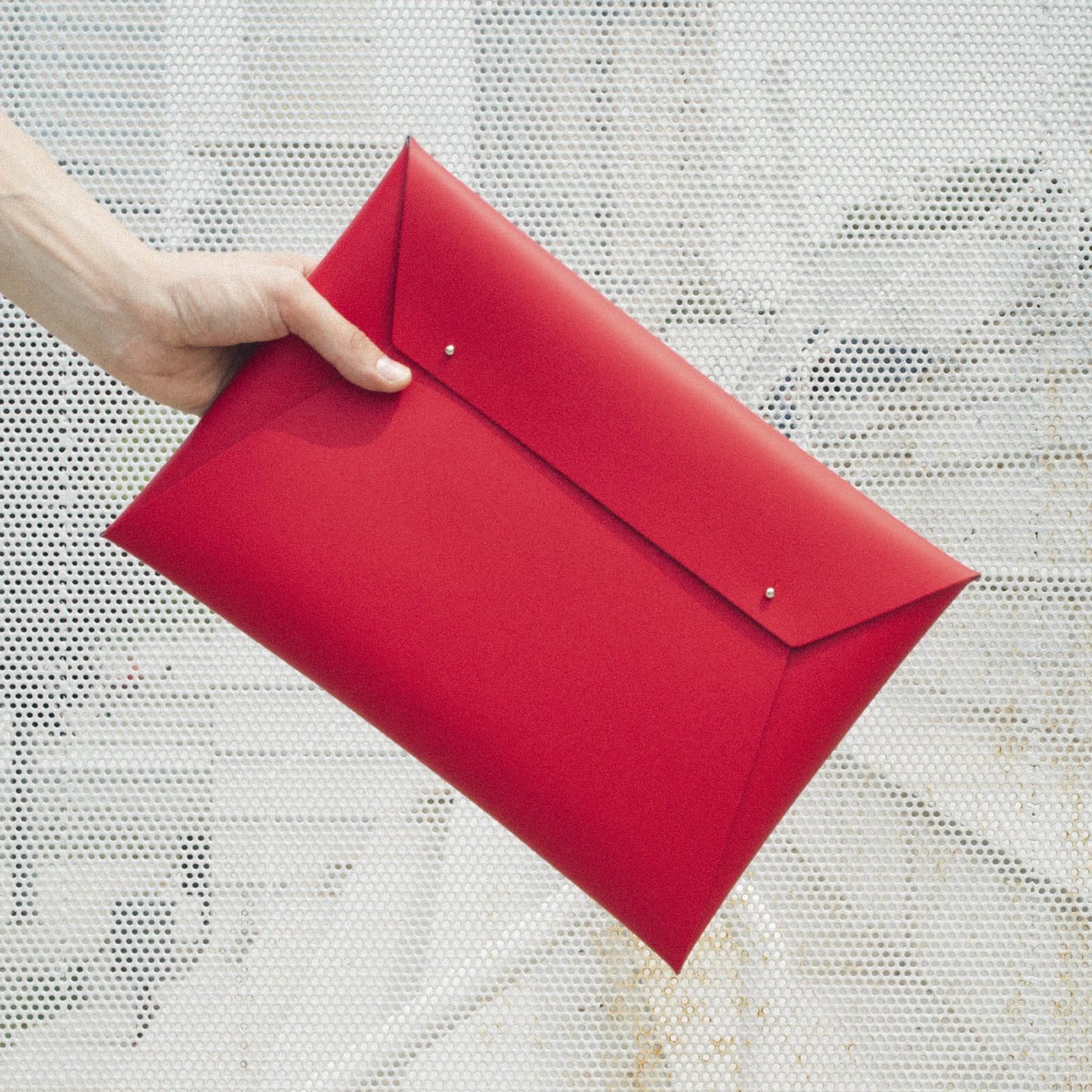 WWW_LARGE_DOCUMENT_ORGANIZER_RED_3_s.jpg