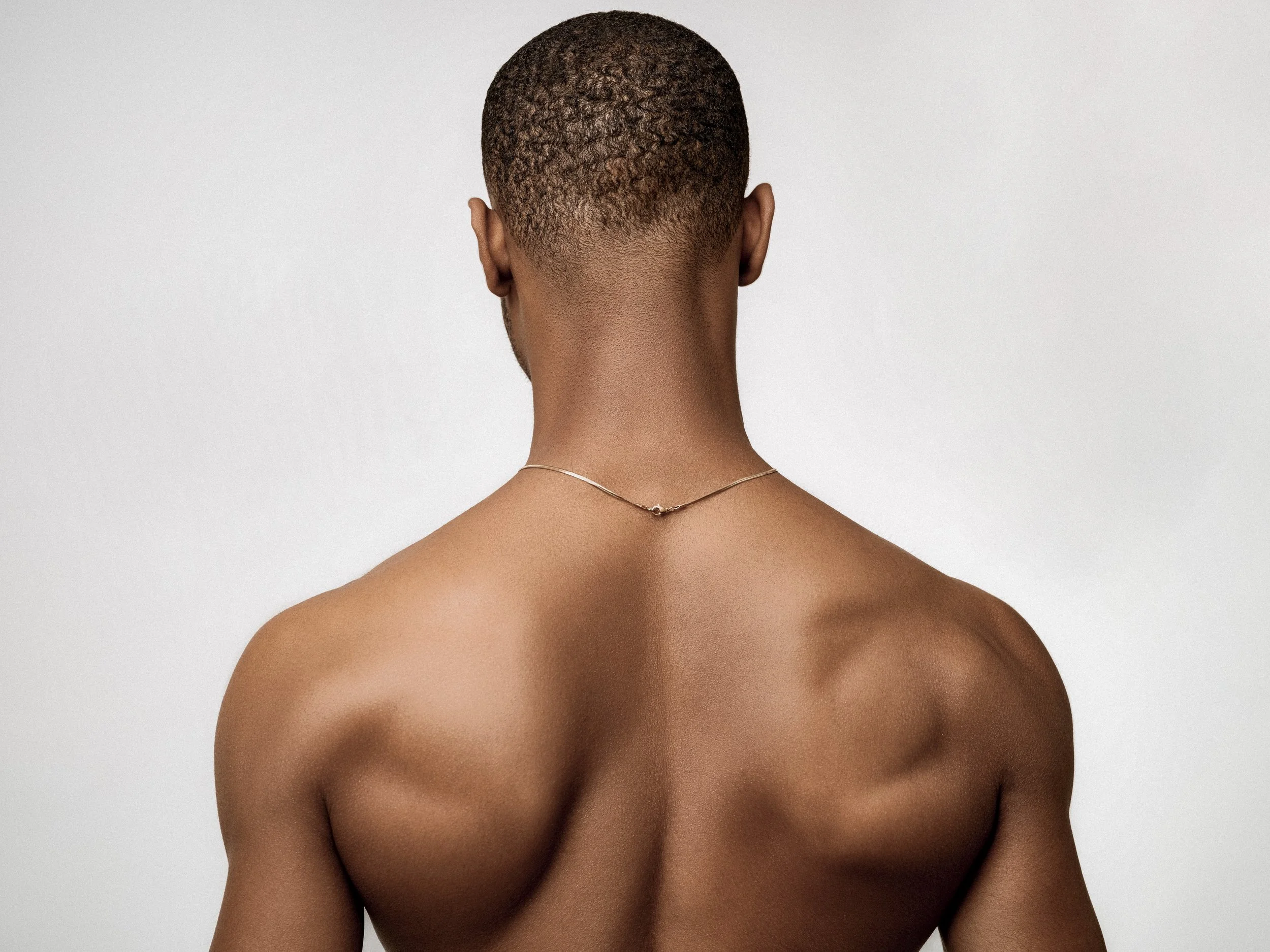 Photographing Men’s Skincare: Clean, Modern, and Authentic