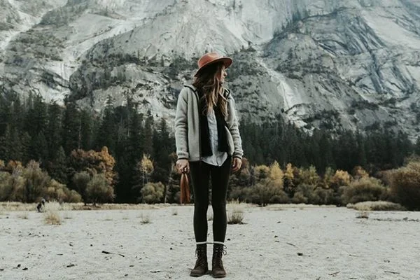  Mammoth Lake- one of the most surreal hikes we took. We had a great view of the half dome from a completely different vantage point, and it completely blew our minds that come spring, the sandy ground we were standing on would be filled with water. 