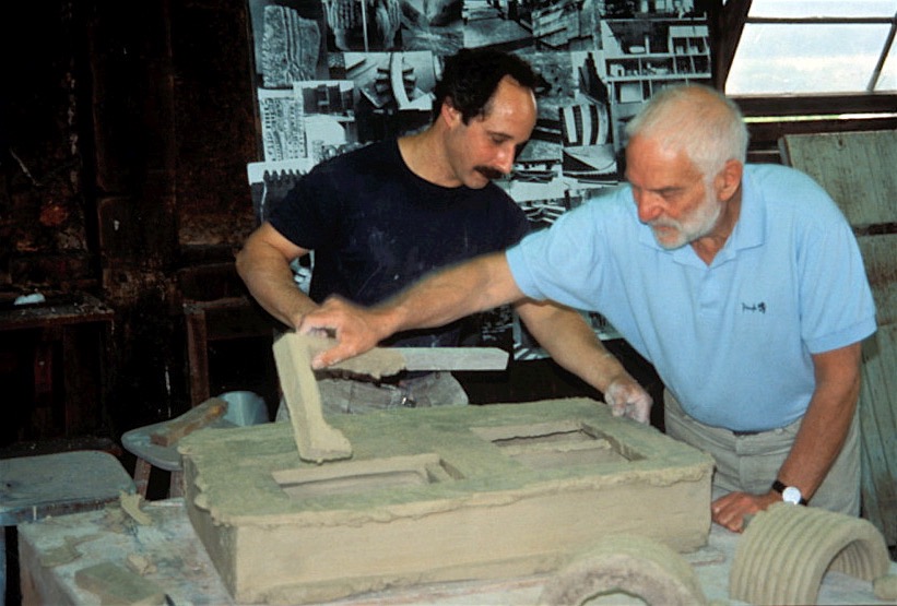 Paul Chaleff and Anthony Caro working in Chaleff studio 1996.jpg