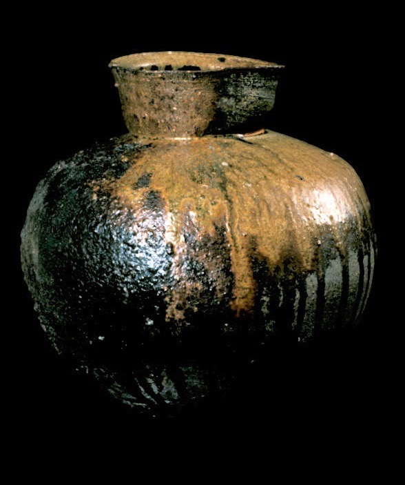 wood-fired jar form 3