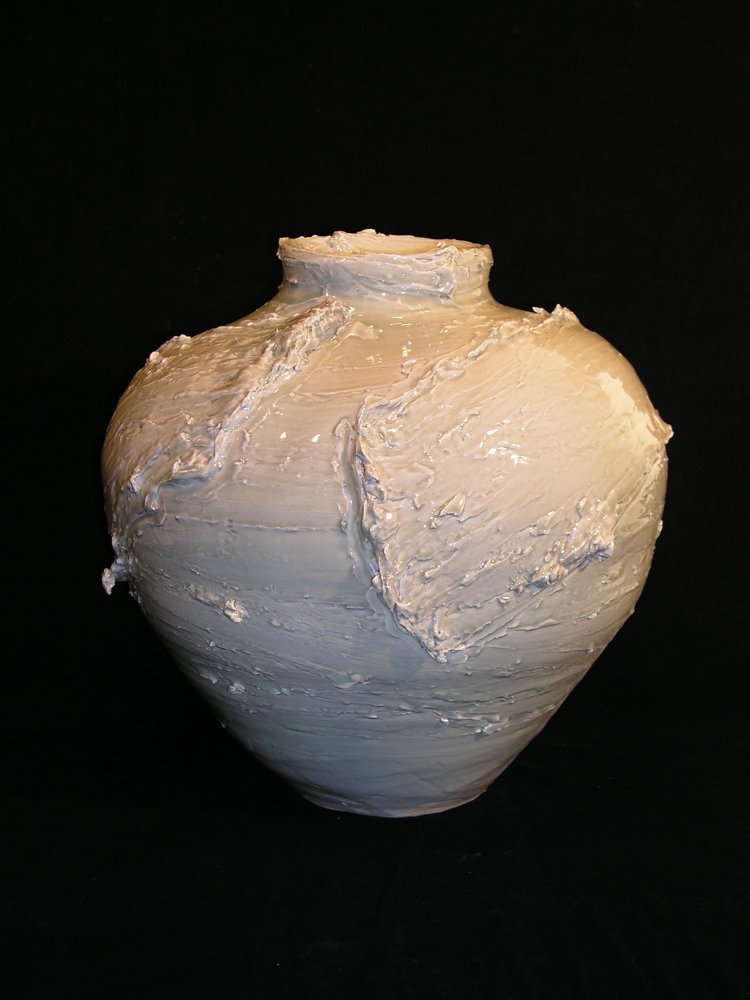 porcelain jar with two swirls