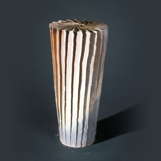Cut+and+Faceted+Vase+Form.jpg