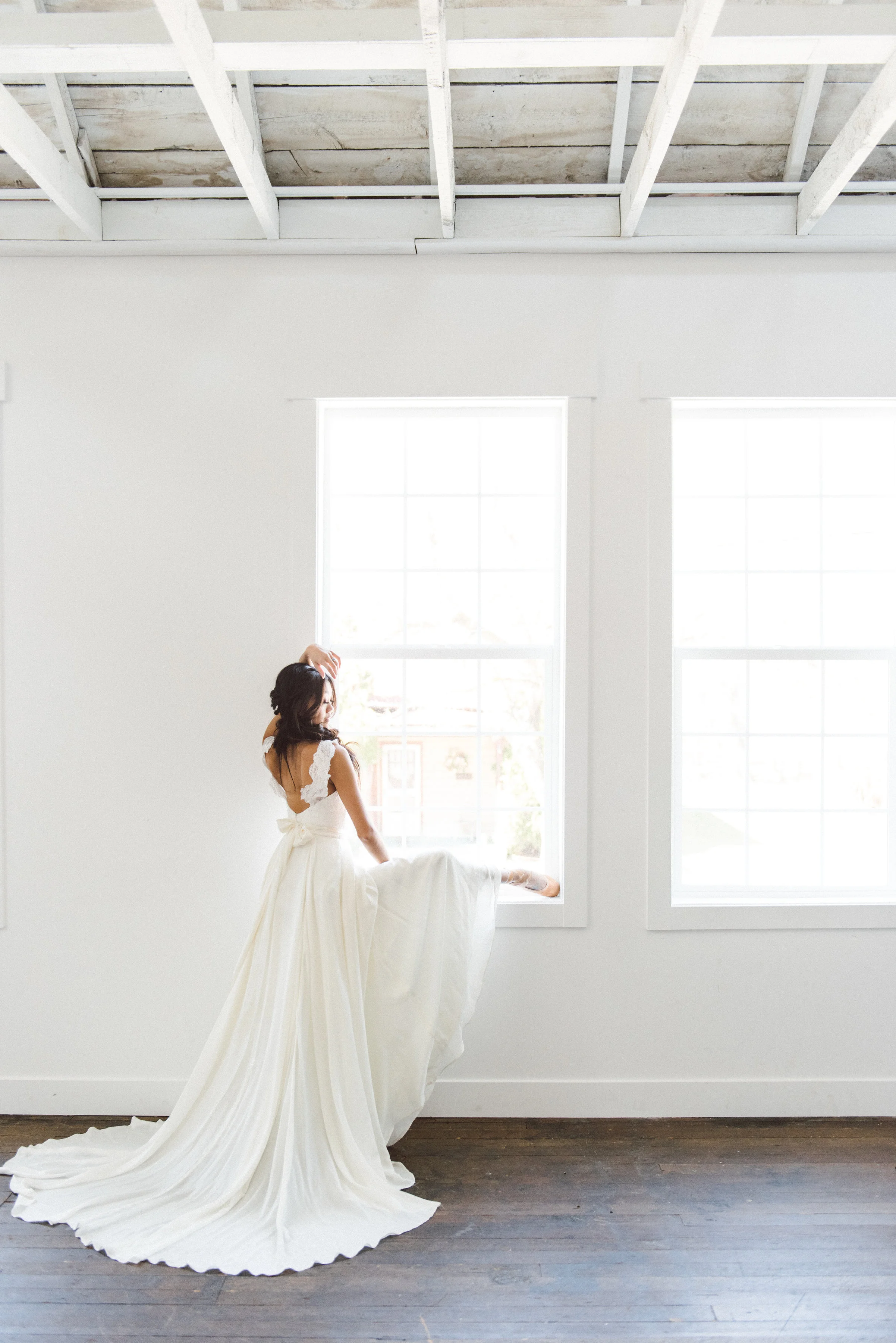 Natural Light Photo Studio Utah - The Loft Studio Lehi