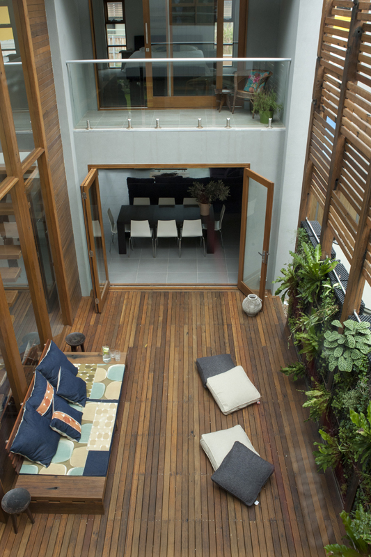 courtyard2.jpg