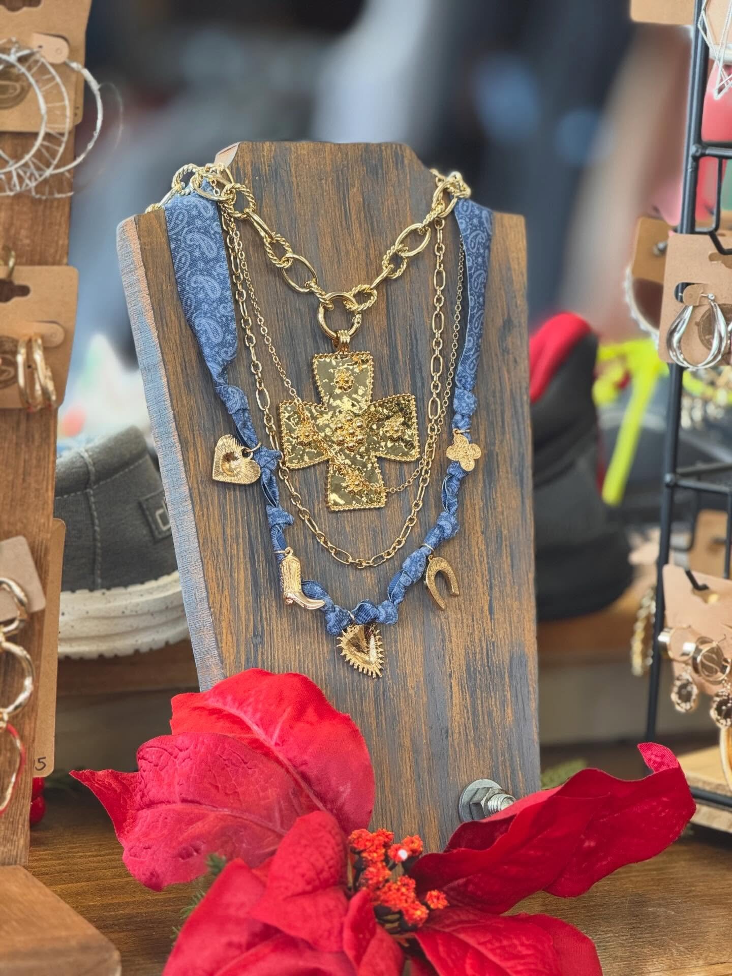 ✨ New necklace drop = instant outfit upgrade ✨
From clean + minimal to a little extra sparkle, these pieces are perfect for holiday hangs, nice dinners, and your everyday fits.

Slide in TODAY &mdash; we&rsquo;re open 10&ndash;5 today. Come snag your