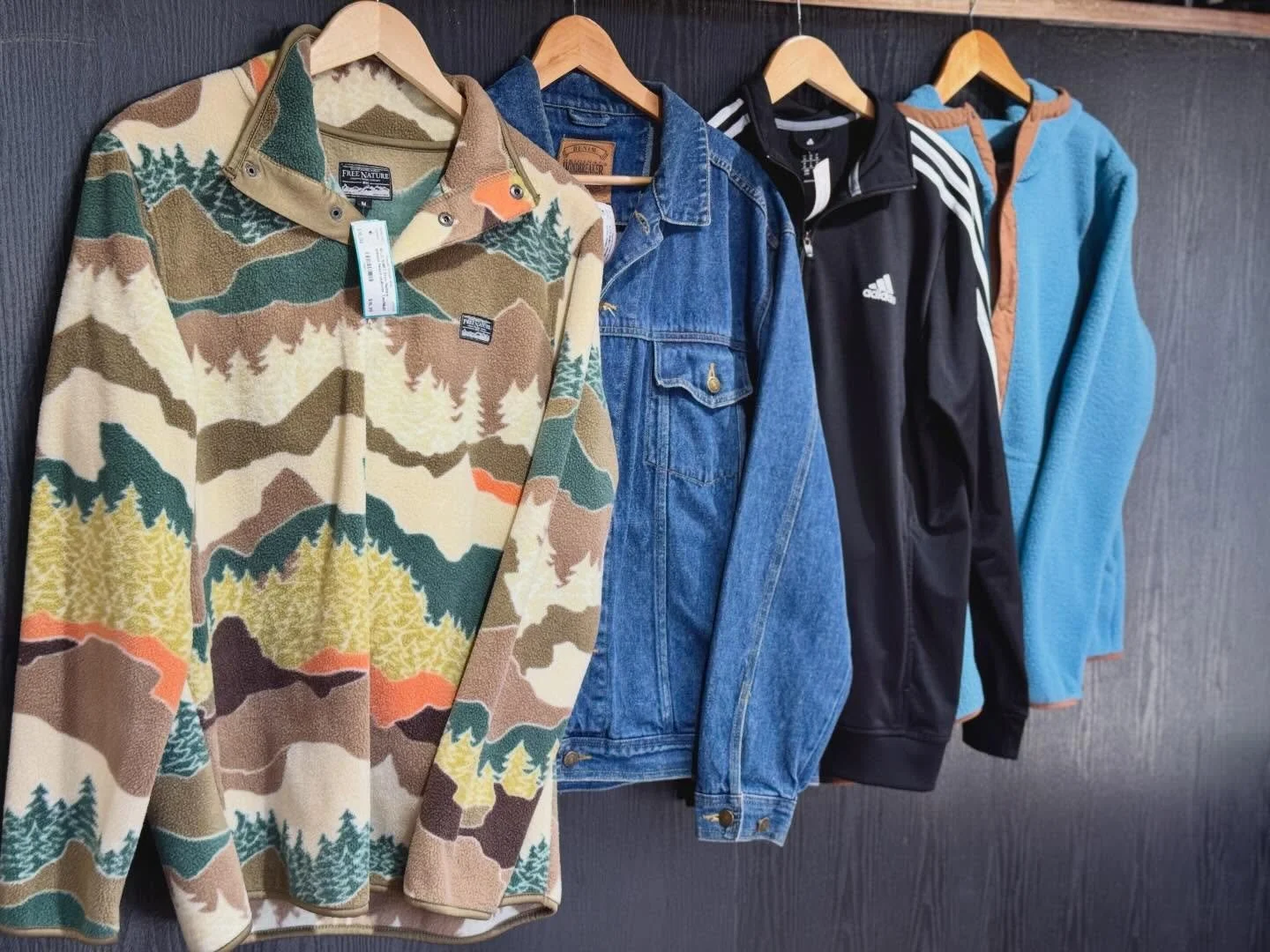 Layer up without paying full price 👏
Winter ➡️ Spring transition starts here.

&bull; Free Nature printed fleece (M) &ndash; $16.99
&bull; Windbreaker denim jacket (L) &ndash; $17.99
&bull; Adidas black zip-up (M) &ndash; $15.99
&bull; The North Fac