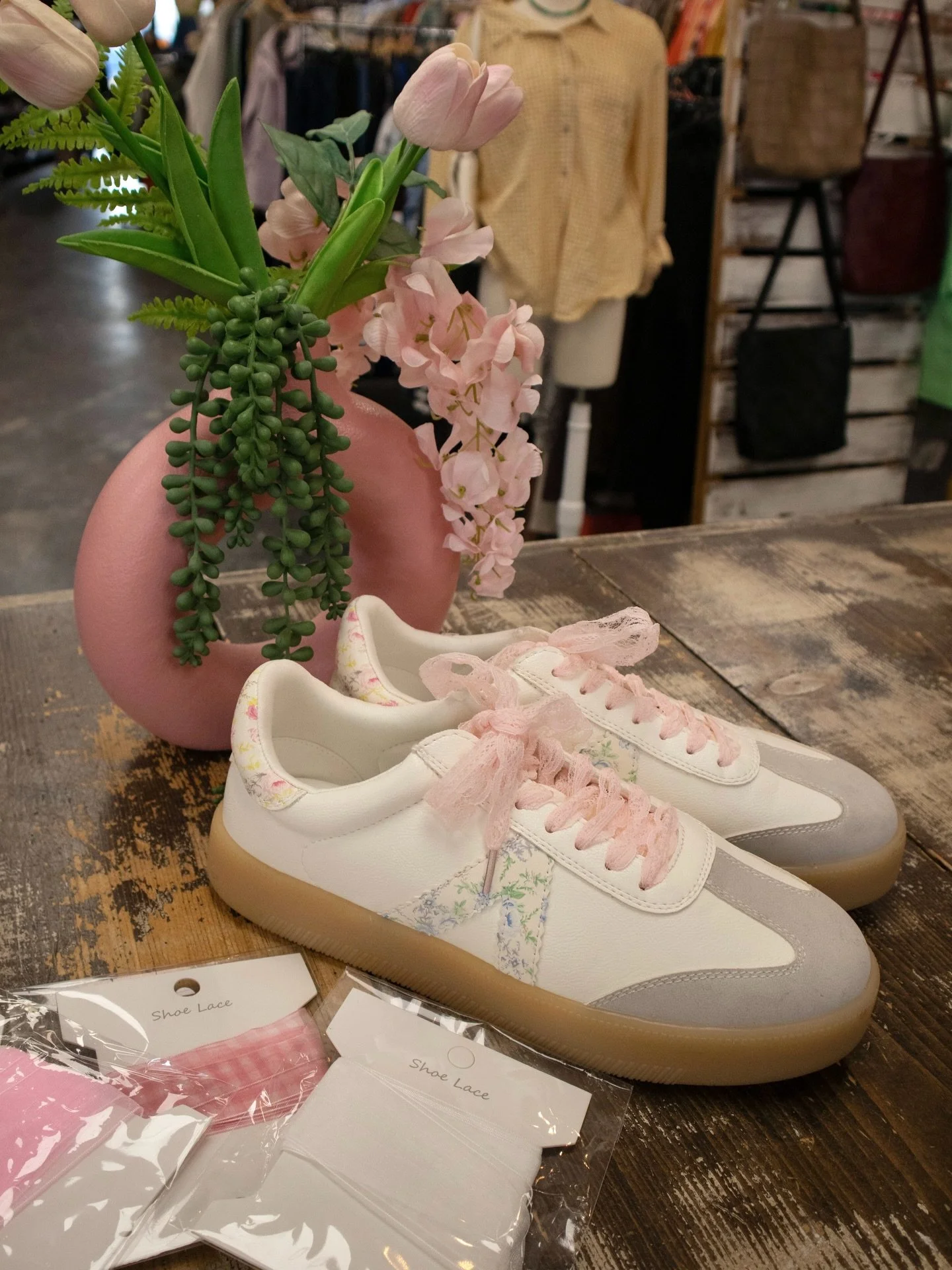 Step up your sneaker game 👟✨

Our fun interchangeable shoe laces are the easiest way to give your favorite sneakers a fresh new look.

💗 Just $8 each &mdash; the perfect little upgrade!