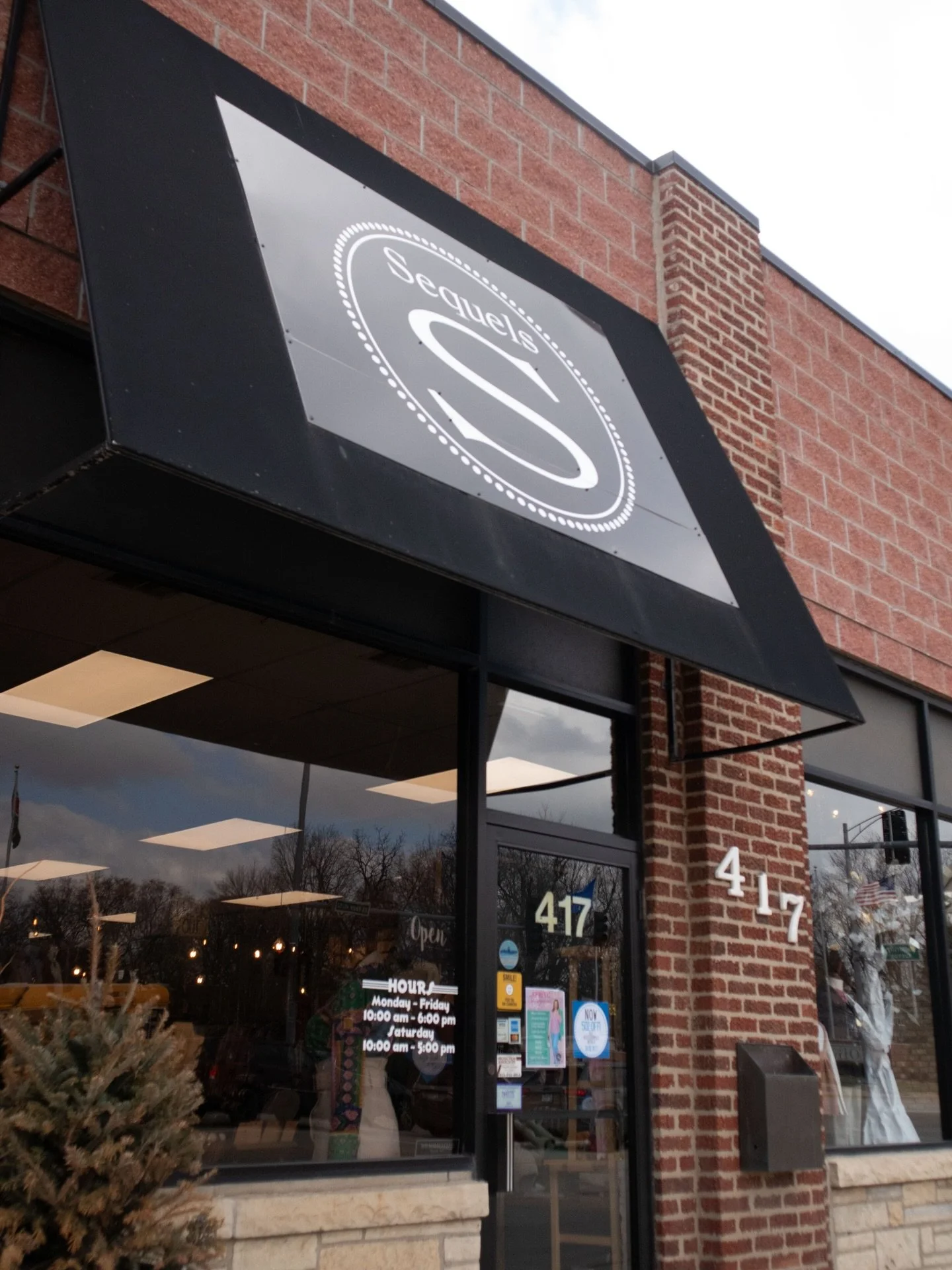 Happy Saturday!🙌
If you&rsquo;re making weekend plans, don&rsquo;t forget to stop by Sequels and do a little shopping with us. You never know what you might find! 🛍️✨