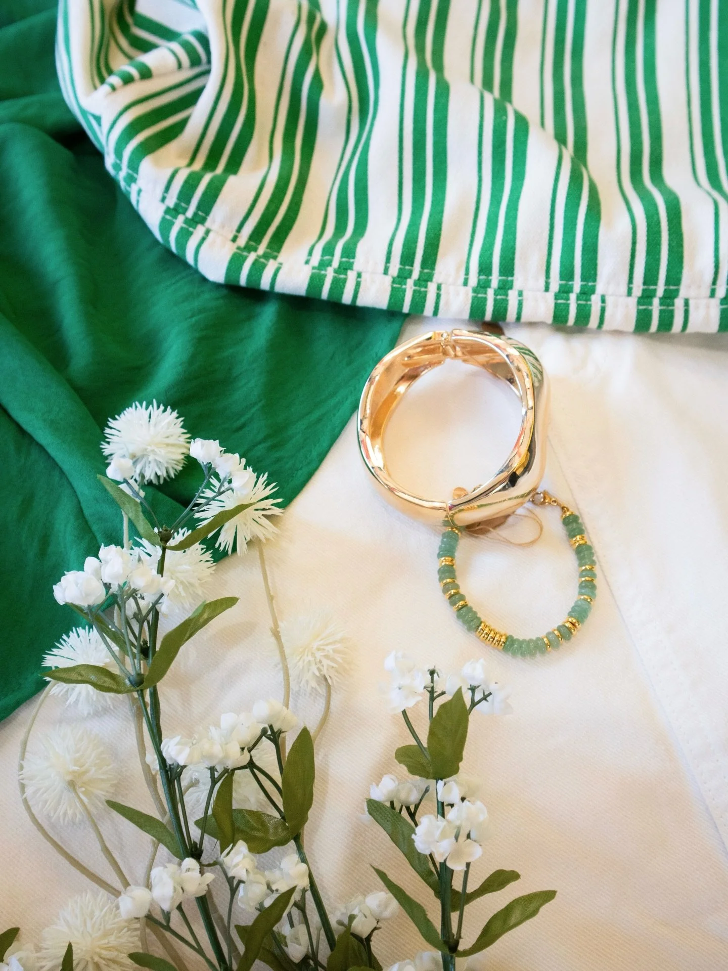 Happy St. Patrick&rsquo;s Day!💚☘️

We&rsquo;ve got the green! From soft knits to bold pops&mdash;your St. Patty&rsquo;s look starts here. ✨

Outfit Details:
&bull;Bracelets- $15 each
&bull;Tote- $12.99
&bull;Charm Necklace- $12
&bull;Sunglasses- $15