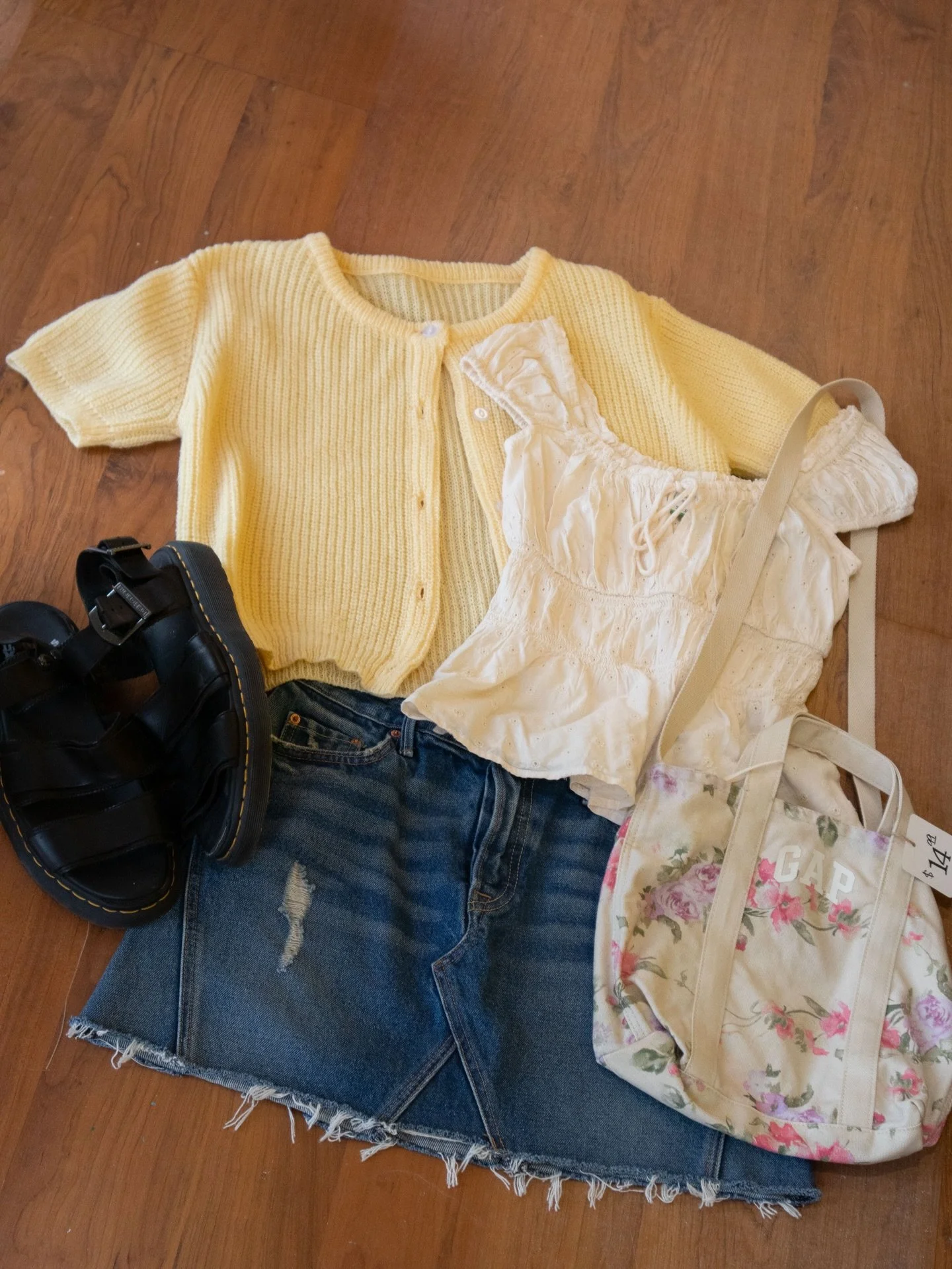 LAST CHANCE to bring SPRING consignment today and tomorrow!🌼💛 

Outfit Details✨
&bull;Knit (medium)-$11.49
&bull;Top (xsmall)-$10.99
&bull;Skirt (size 27)-$24.99
&bull;Bag-$14.99
&bull;Sandals (size 10)-$32.99