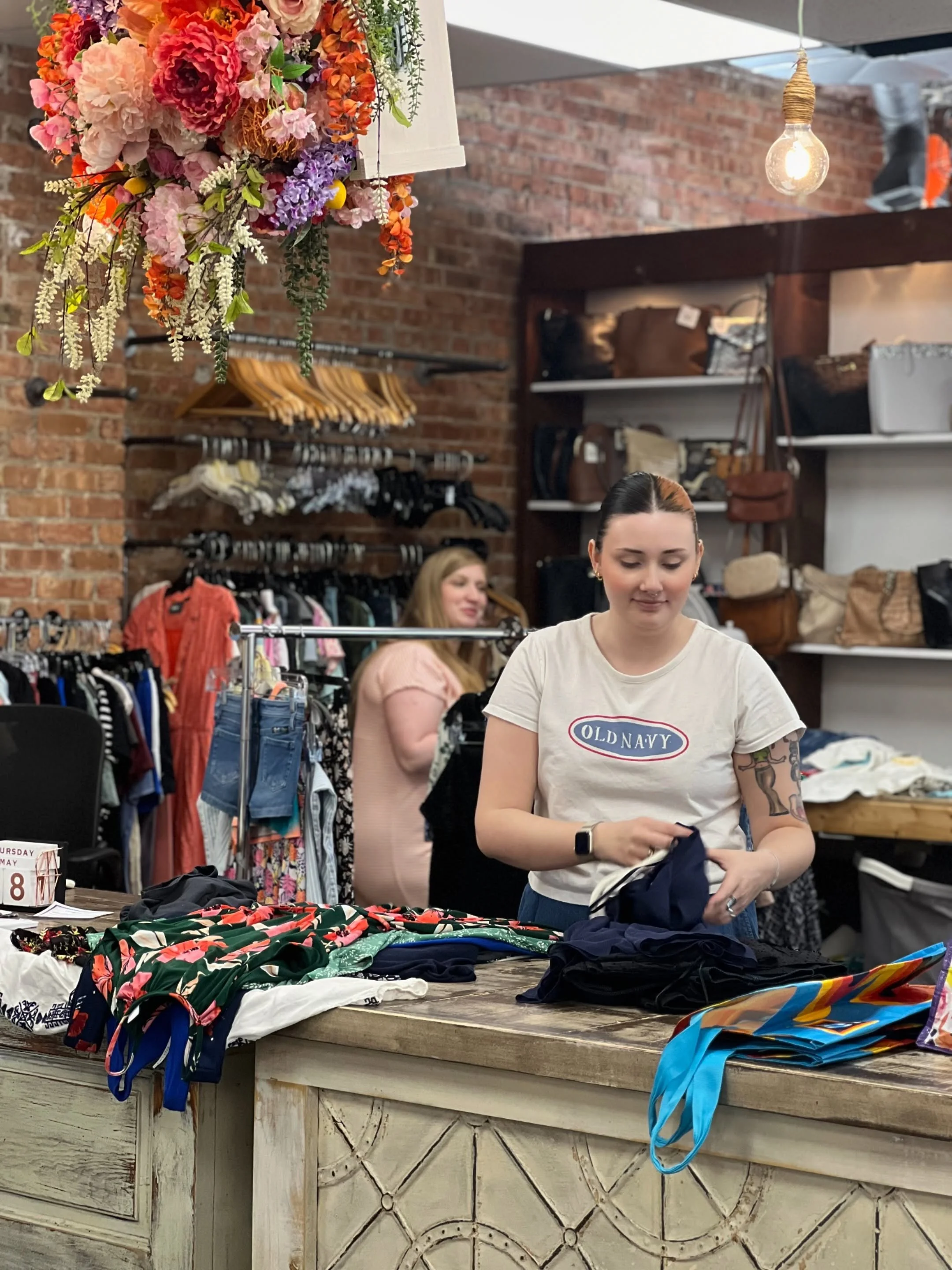 We&rsquo;re currently accepting SUMMER consignments!🌞
Bring in up to 15 items per day, no appointment needed.

Have more than 15 items? No problem! Simply make an appointment and we&rsquo;ll be happy to go through a larger drop-off with you.