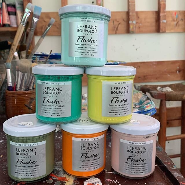 Thanks to @kaartist I can&rsquo;t wait to get in the studio to play with these bright, bold paints. Support small businesses if you&rsquo;re able to! #shopsmallbusiness