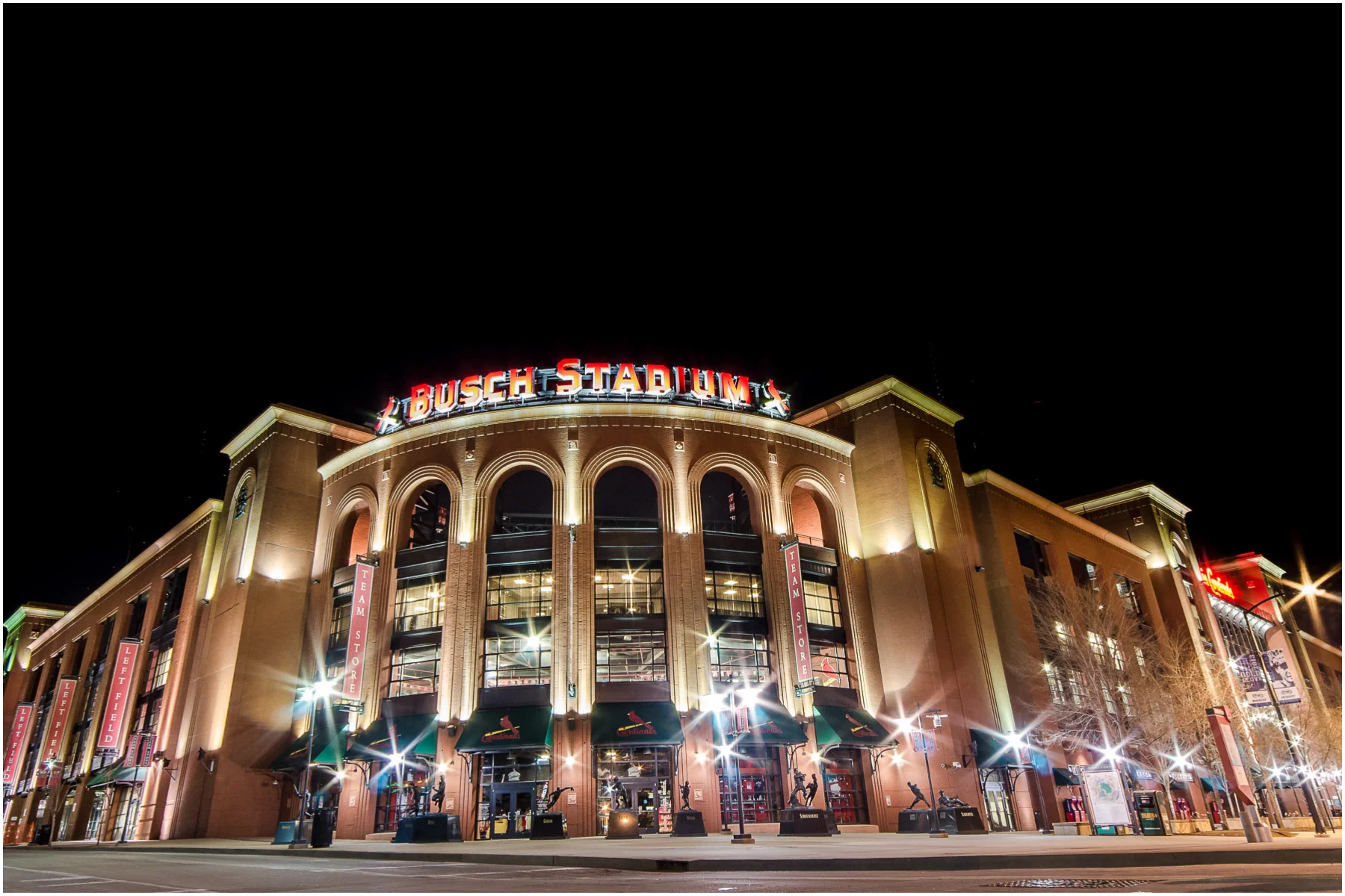 Night-in-St-Louis_7.jpg