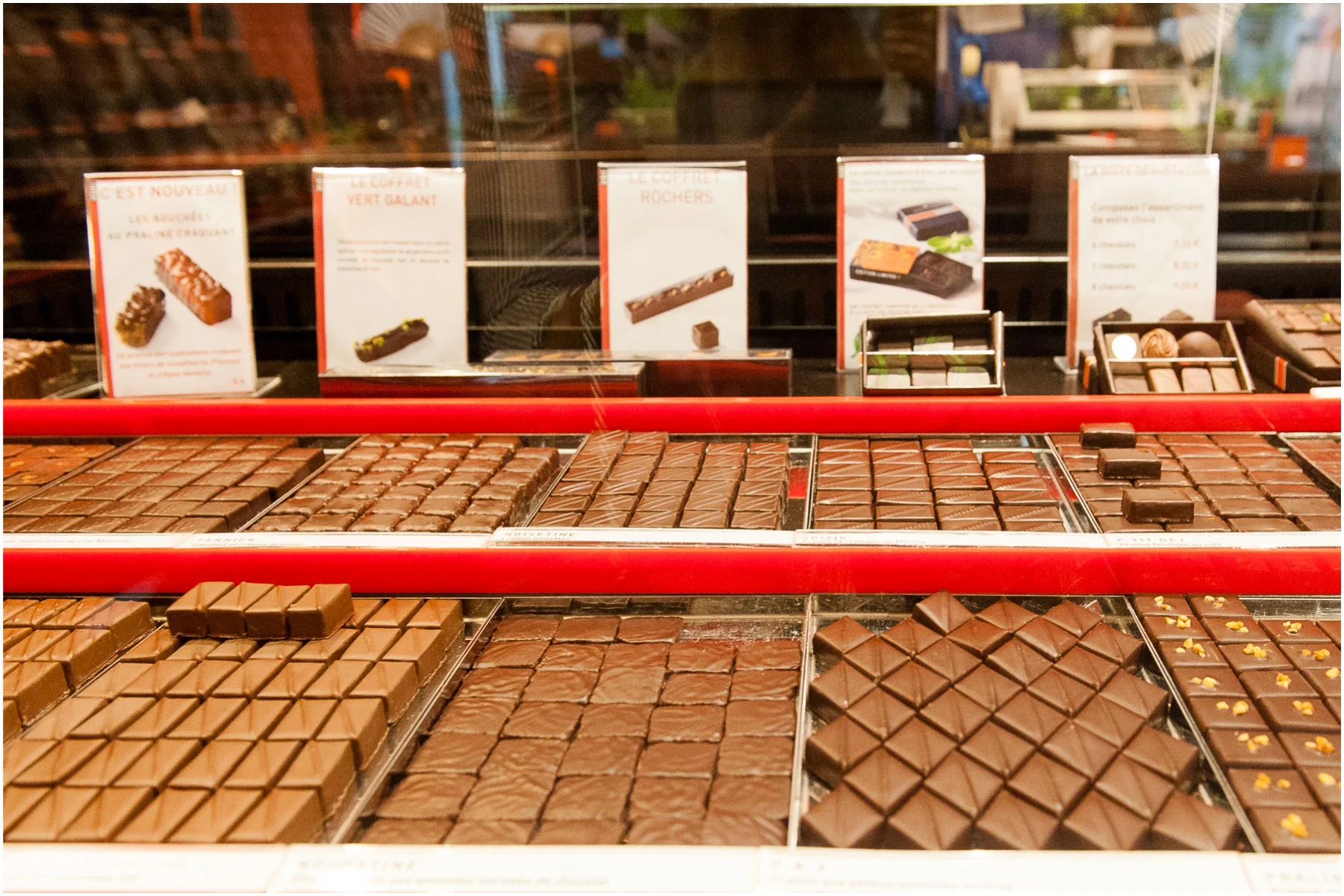 Parisian-Bakeris-Chocolate-Shop_19.jpg