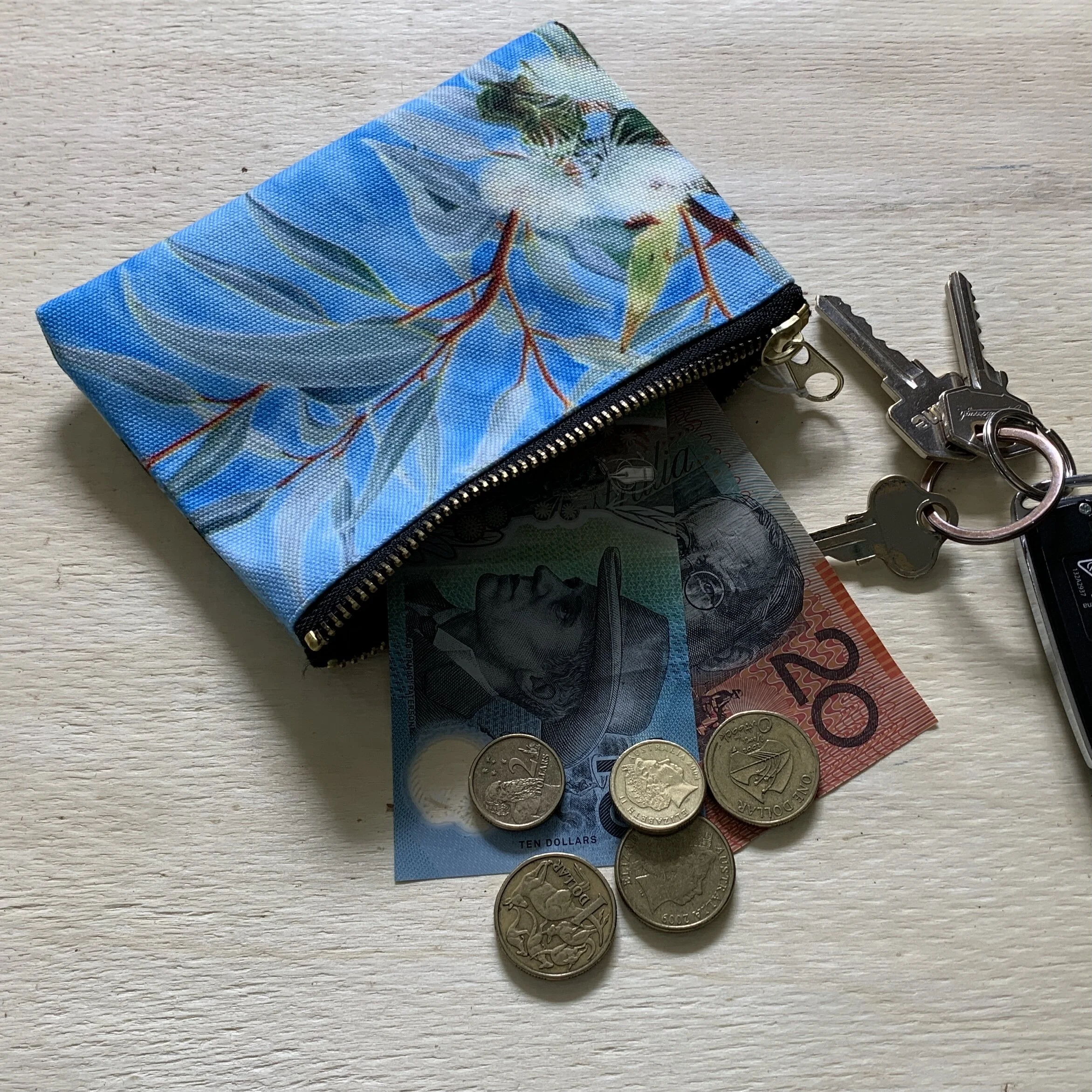 8CEBEF34-B72A-4821-BCF8-3F67BF310675