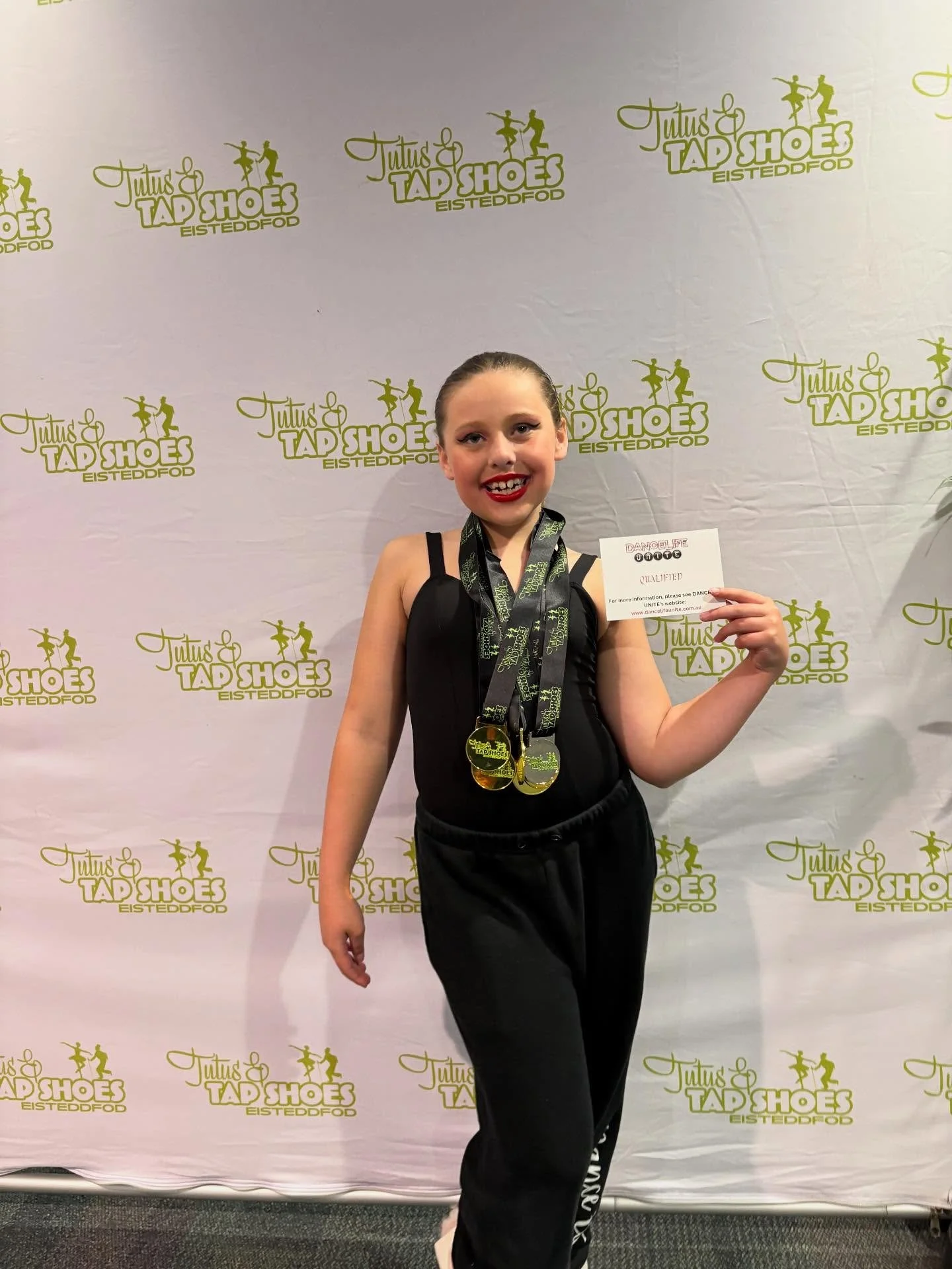 Congratulations also goes out to Indie for competing at Tutus and Tap shoes competition yesterday, well done 👏🏼💕🎉

1st- Contemporary
1st- Demi
1st- Classical 
1st- Lyrical 
1st- Broadway 
2nd- Fast Tap 

@indielea_dancer