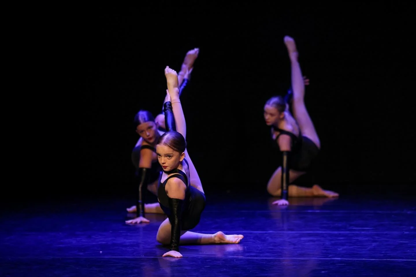 🤍 2025 New Performance Groups 🤍
12&rsquo;s Contemporary: Otto 🖤

📸 @lens.head