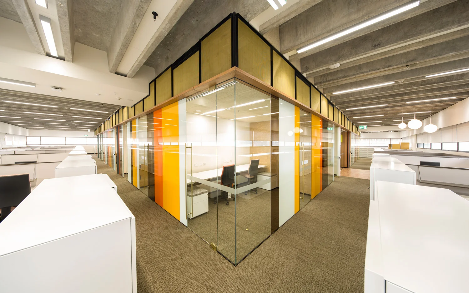 lahznimmo_UTS-Building1_P01.jpg