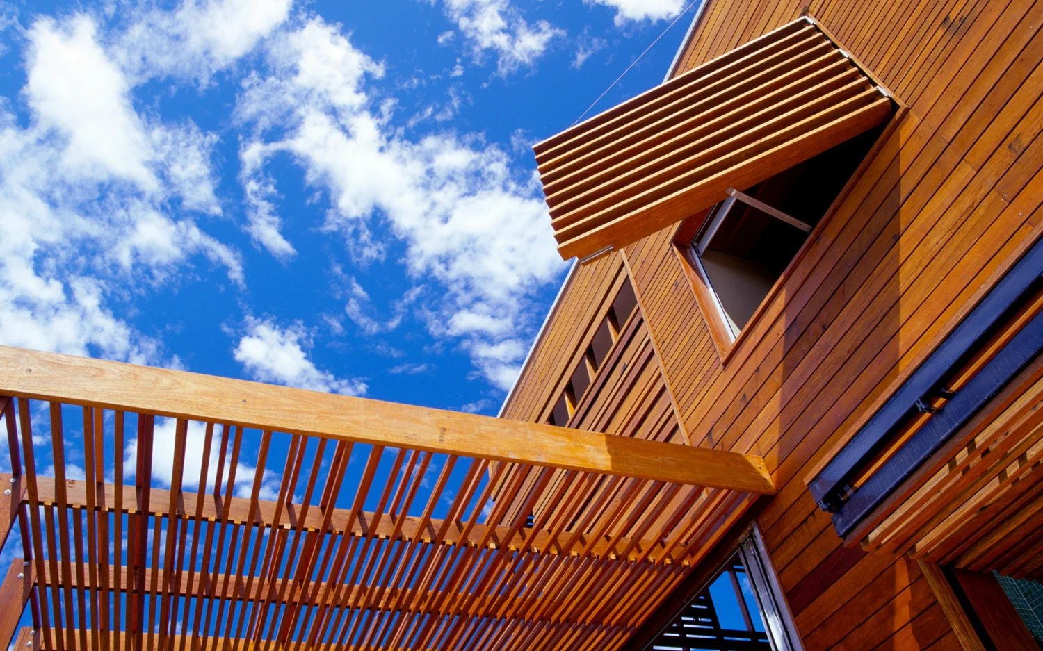 lahznimmo_BeachHouse_P01.jpg