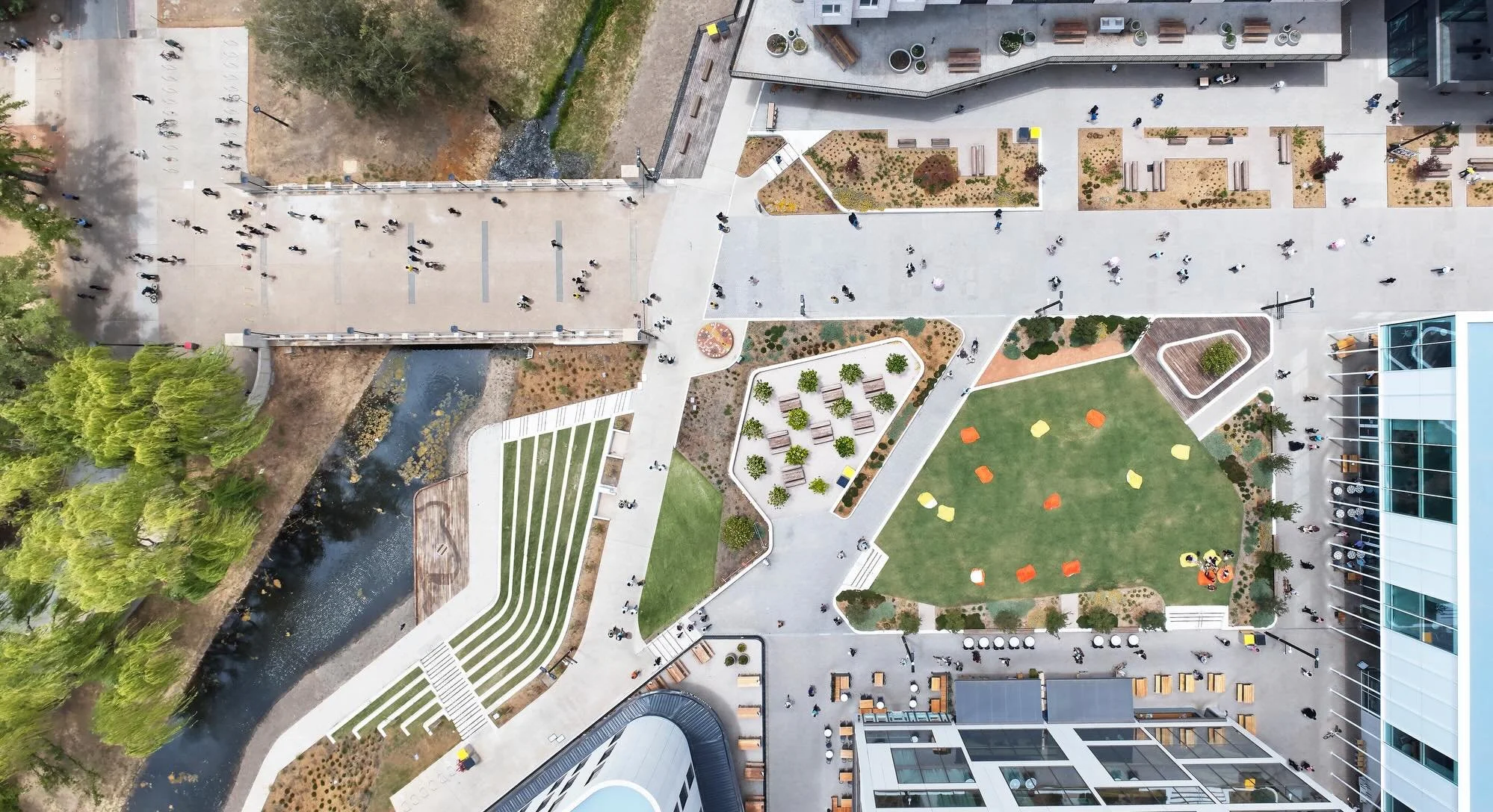people in our places.

Located on Ngunnawal Country, the terraced amphitheatre at @ouranu &rsquo;s Kambri Precinct draws students, staff and the broader Canberra community to the reinvigorated edge of Sullivan&rsquo;s Creek.

Used for performances, i