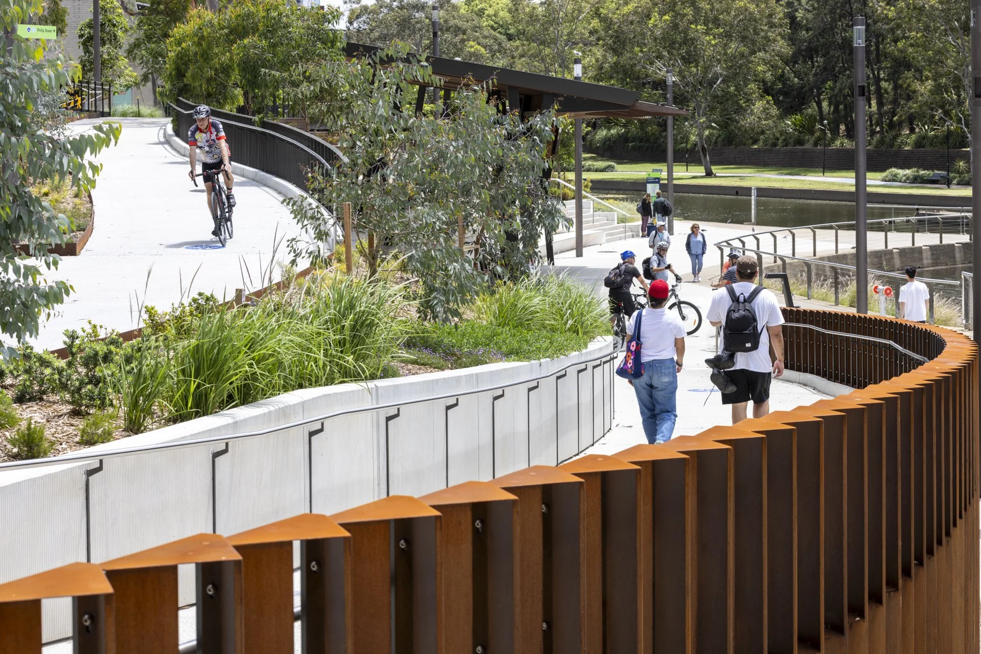 ParramattaQuay_003762.JPG