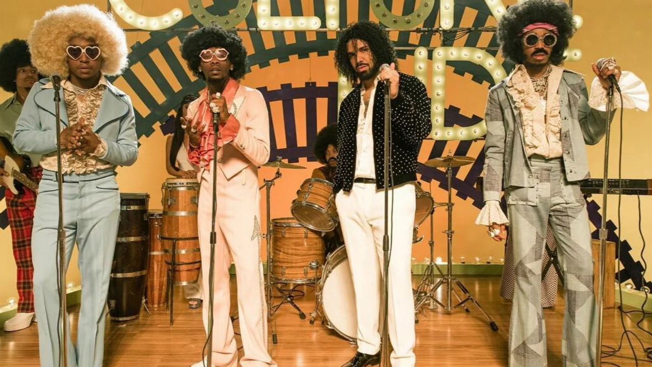 Migos and Drake pay tribute to the 70's in the video of "Walk It Talk It"!