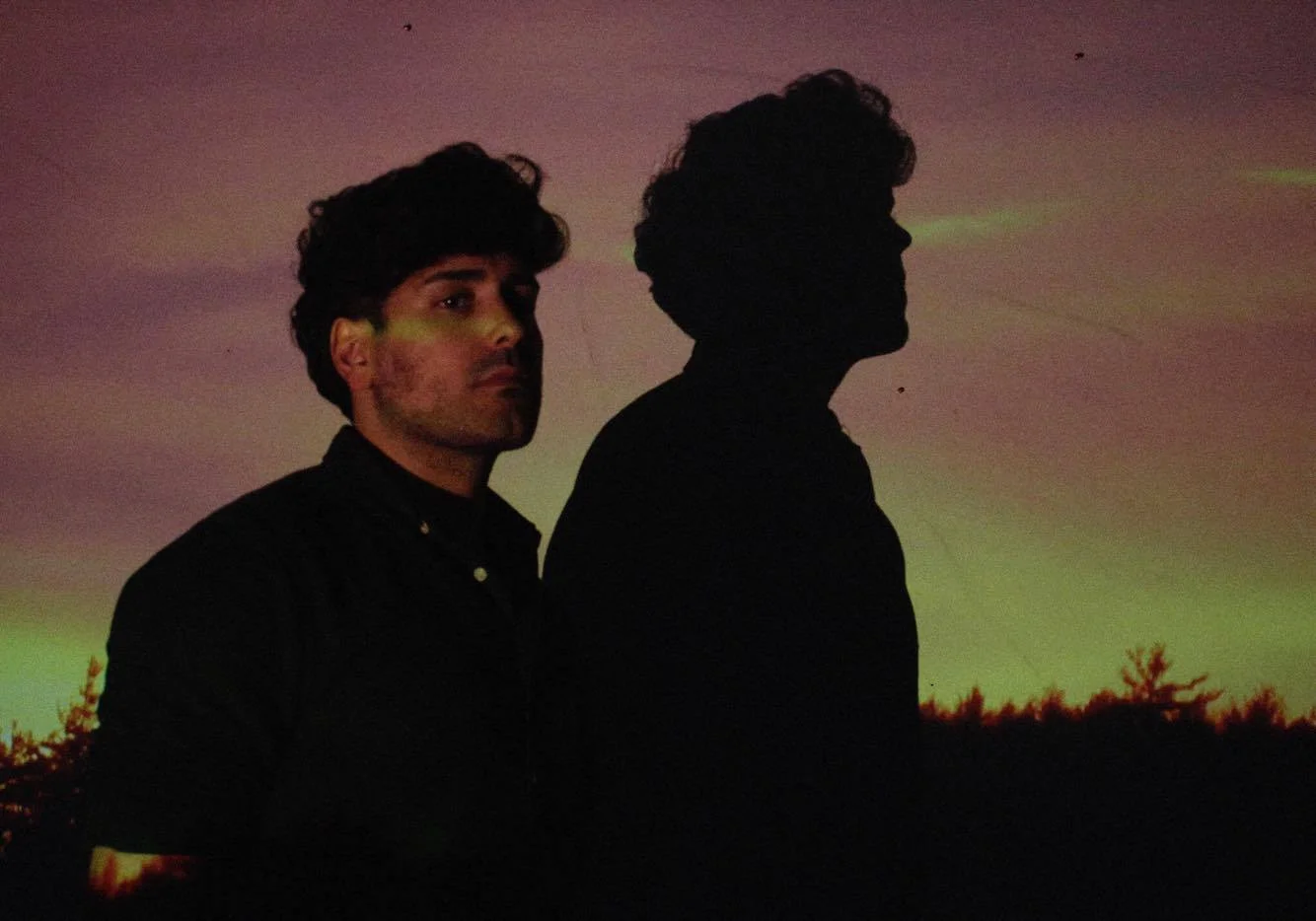 Get on a passionate Journey with German R&B singer J.O.Y by discovering his new opus "Phony"
