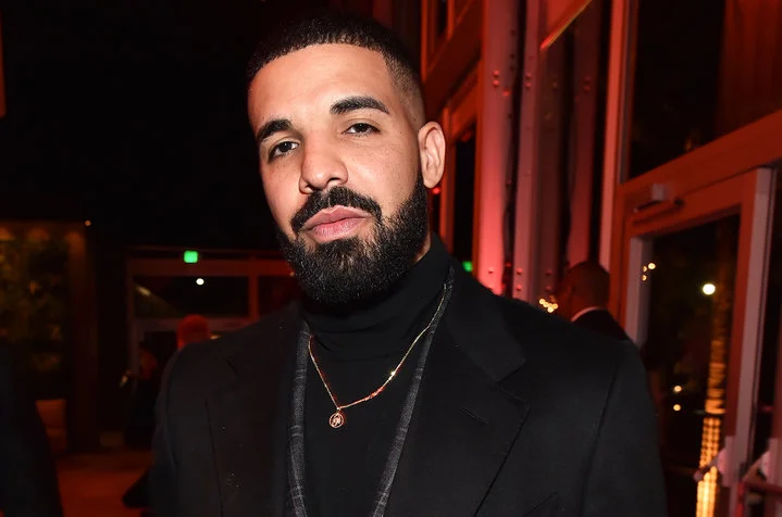 Drake unveils "I'm Upset", his second Track in two days.