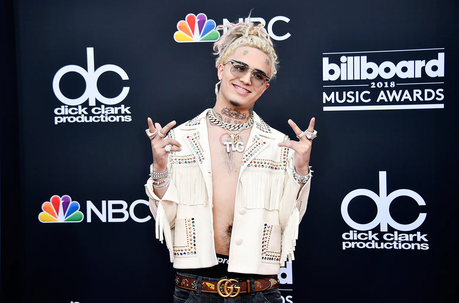 Lil Pump returns with a crazy Music Video For his new single "Drug Addicts"