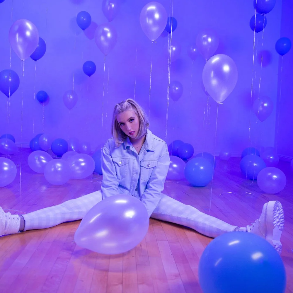 Elli Moore Embarks On A Musical Journey With Her Debut Single " Gateway"
