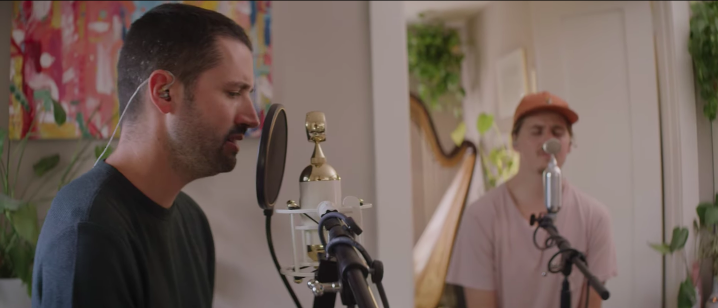 Cyrus Reynolds Teams Up With S. Carey Offers A Live Session Of The Single “Foraker”