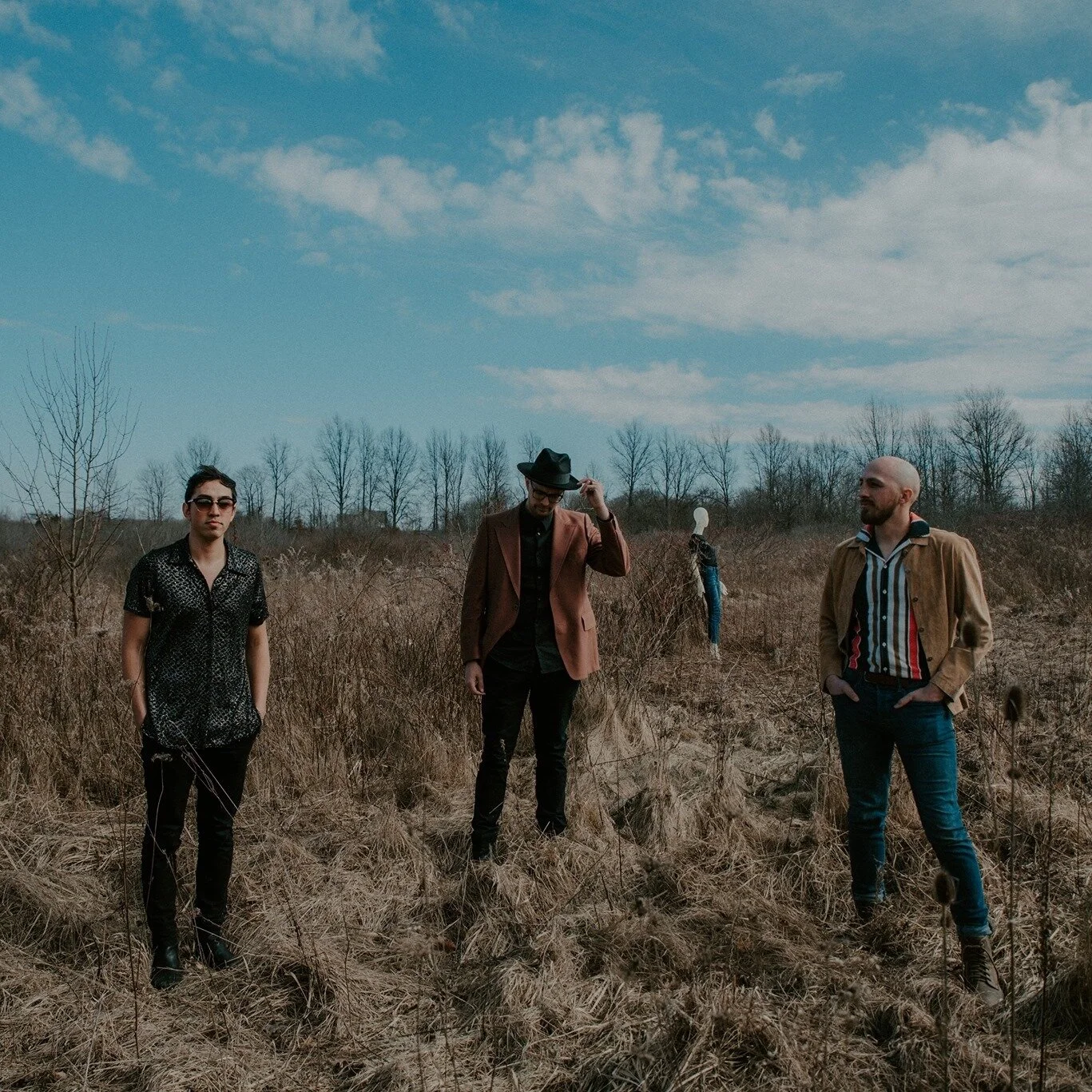   Add some groovy vibes to your sunny days with this newly released track “Spring (Without you)” by The Labra Brothers  