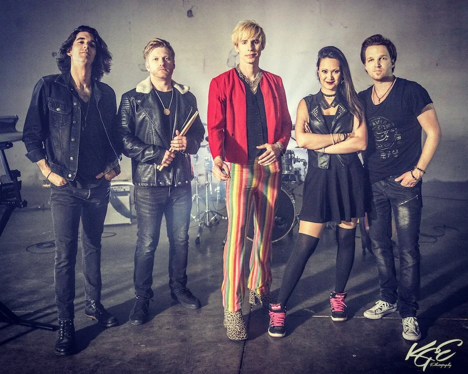 the-sonic-universe-band-pic-1600198163111.jpg