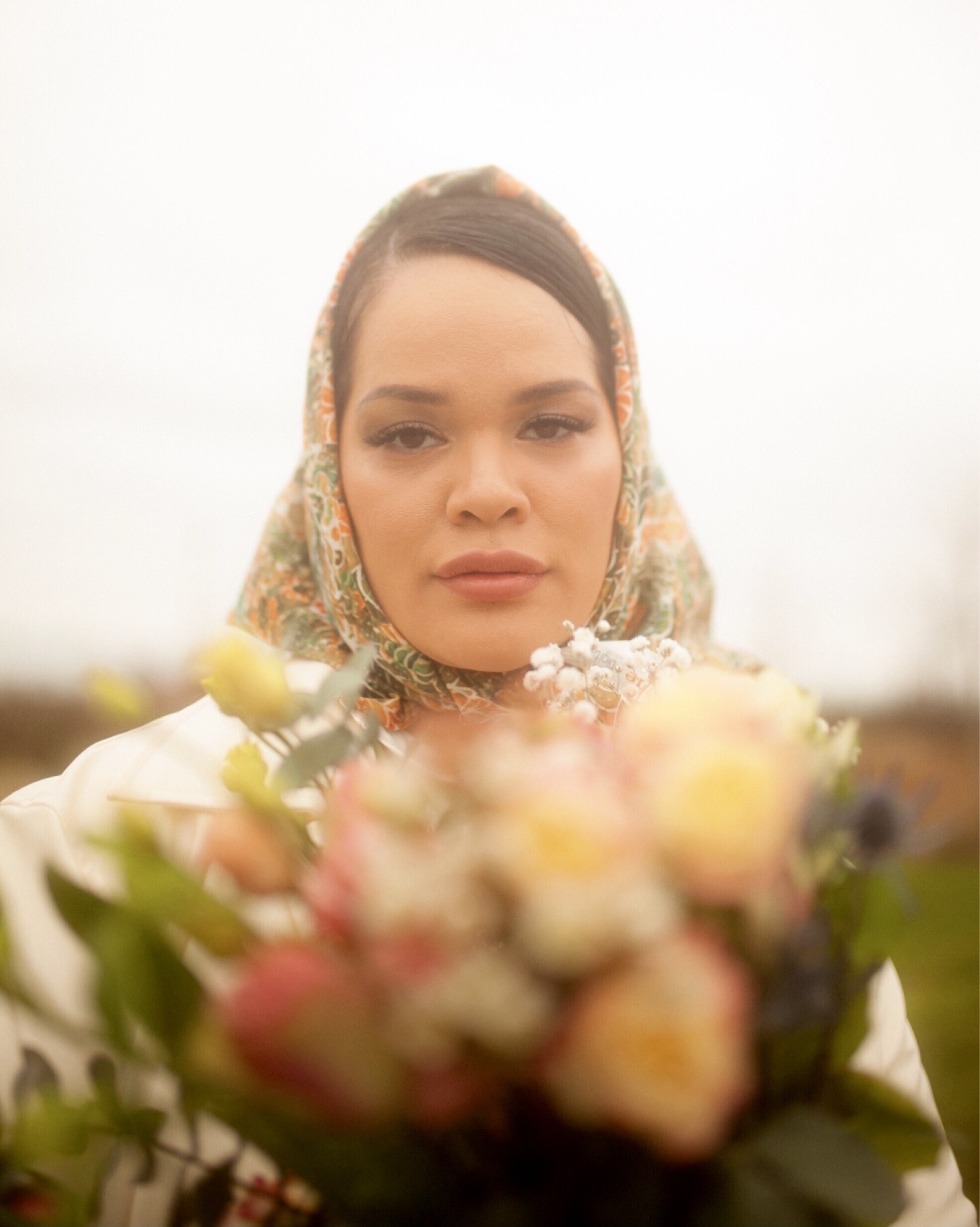 Dutch Singer-songwriter Romy Dya Enlists Surinamese Singer James Francis For New SIngle “Romcom”