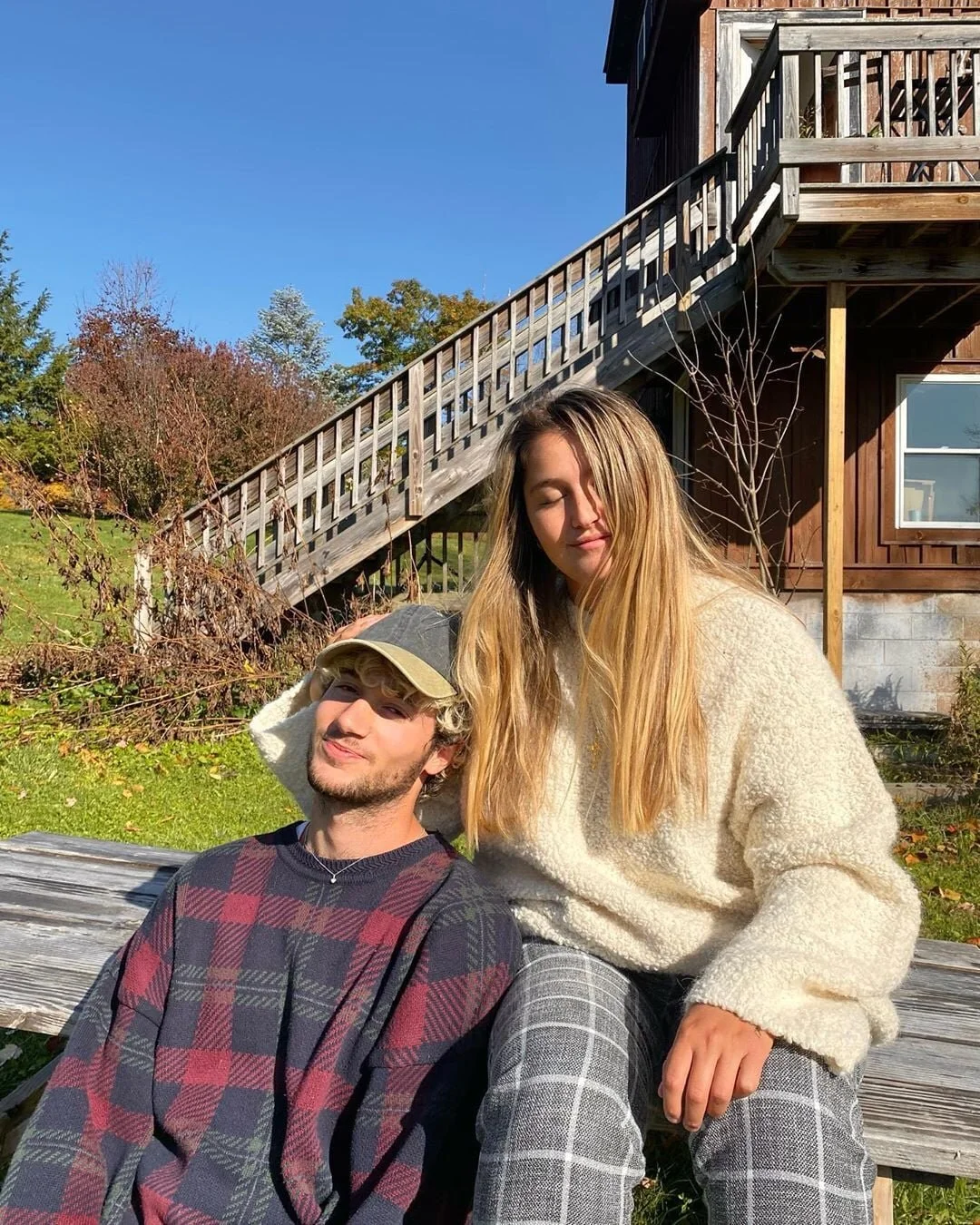 “This Is How You Fall In Love”— A Love tutorial By Jeremy Zucker &amp; Chelsea Cutler.