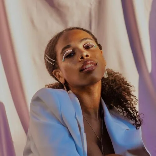 Watch out for - Noelle - A Star On The Rise