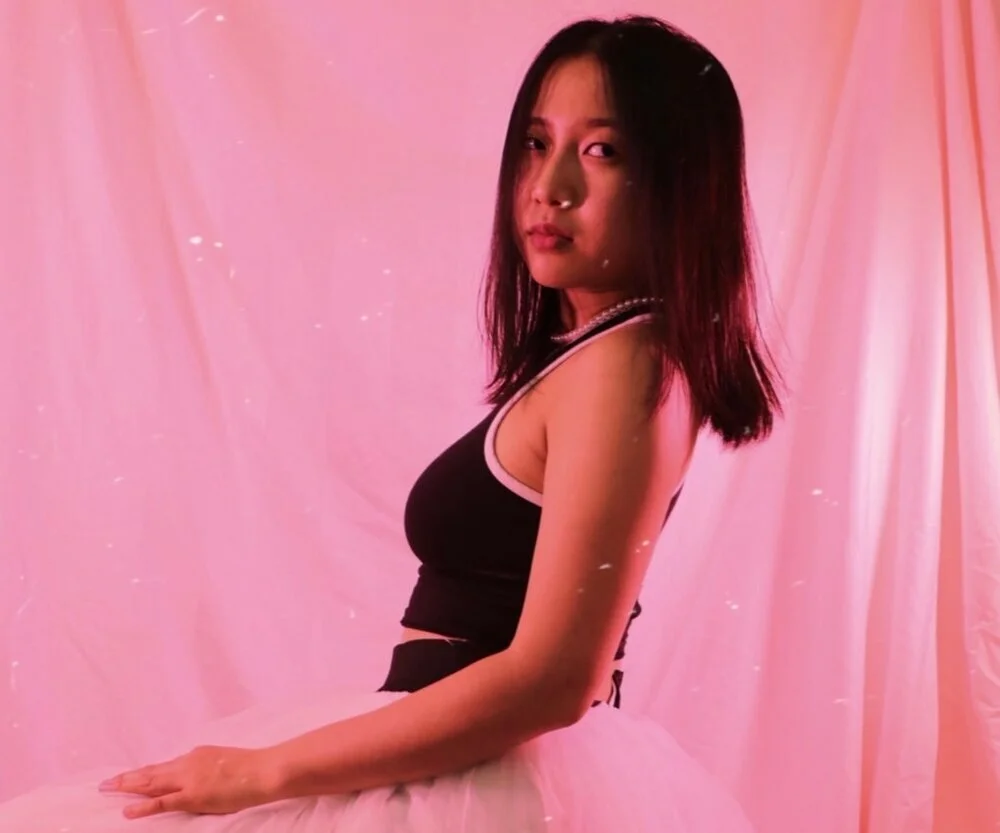 ÊMIA Coming In Hot With “Bet You Left it Out"