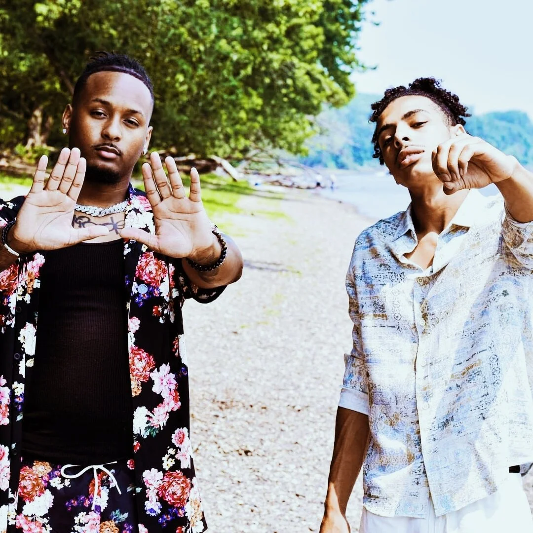 Feel The Last Summer Breezes With Ak Fields &amp; Bakarii, Through Their Single "Realize"
