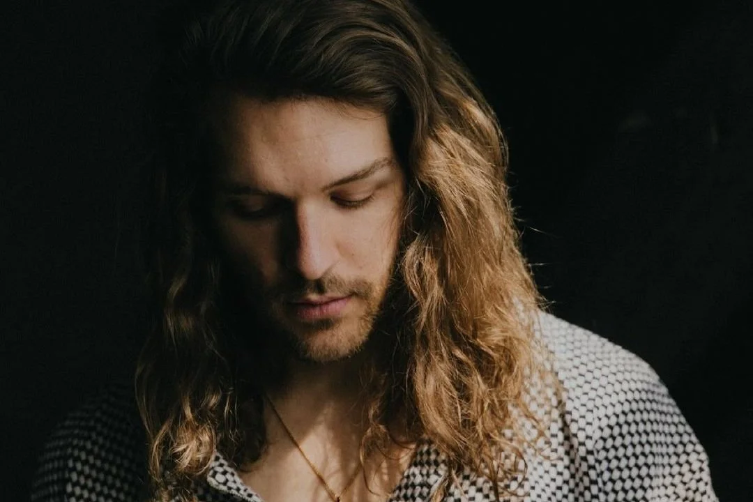 An epiphany of spirit under the sweet vibrations of Portair "Lost In The Dark"