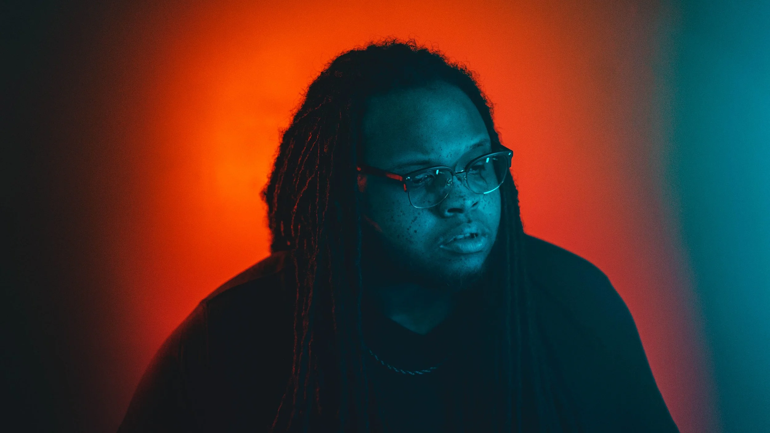 Kid Travis Offers another Gem, Catchy &amp; Groovy, Entitled “Naive”