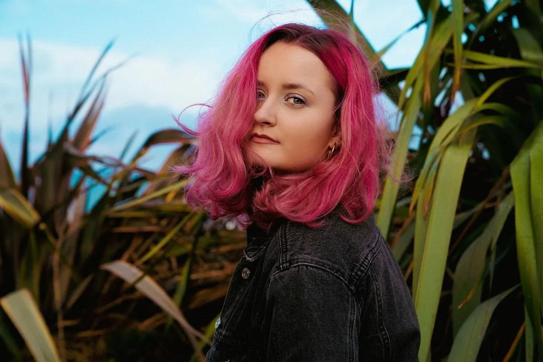 British Artist Beth De Bacci Addresses Mental Health Issues In Her Single “Monsters In Me”