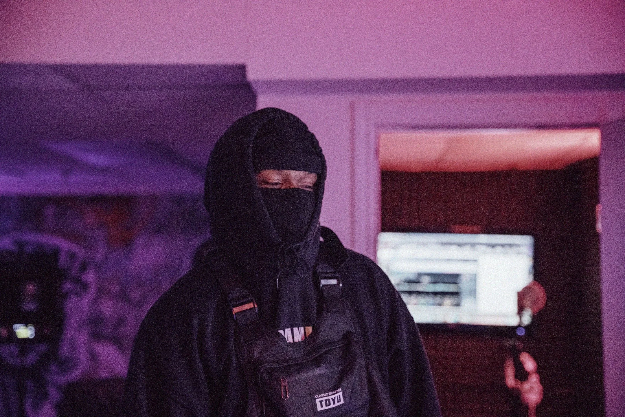 Discover Waveendz Through The Acoustic Version Of The Single “NWMD”