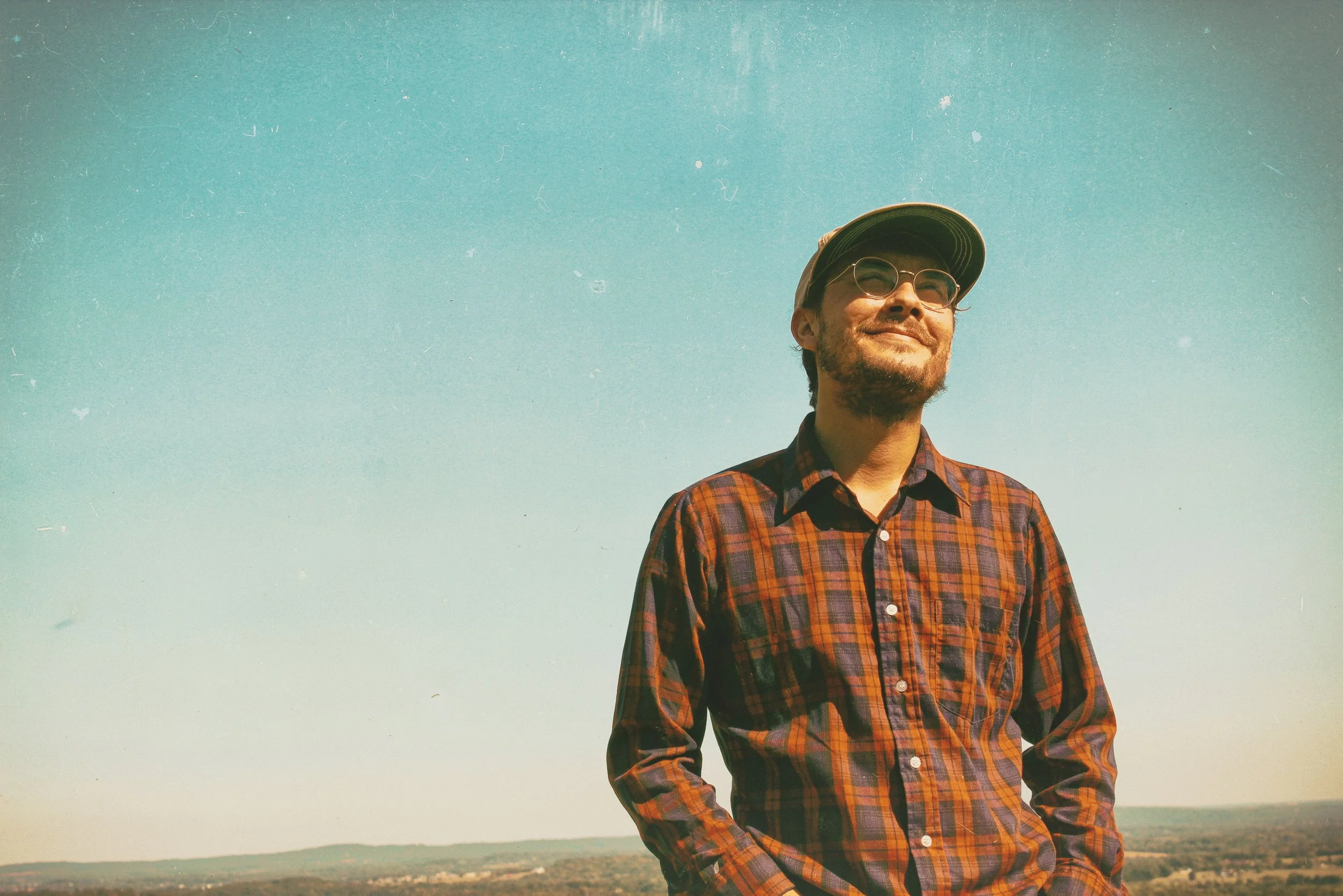 Have Some Good times Listening To Jon Bell’s Cheerful Single : “Last Of Our Kind”