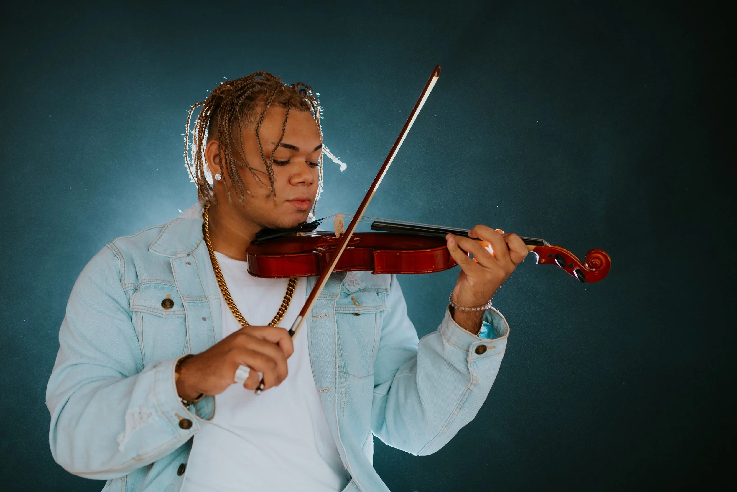 Feel The “Summer Breeze” Again Through Ike Rhein’s Flow.