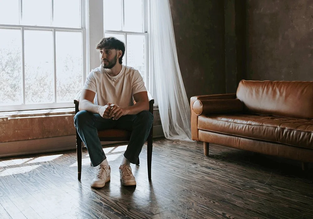 Kyle Lucas Takes Us On A Romantic Journey With "Once In A Lifetime"