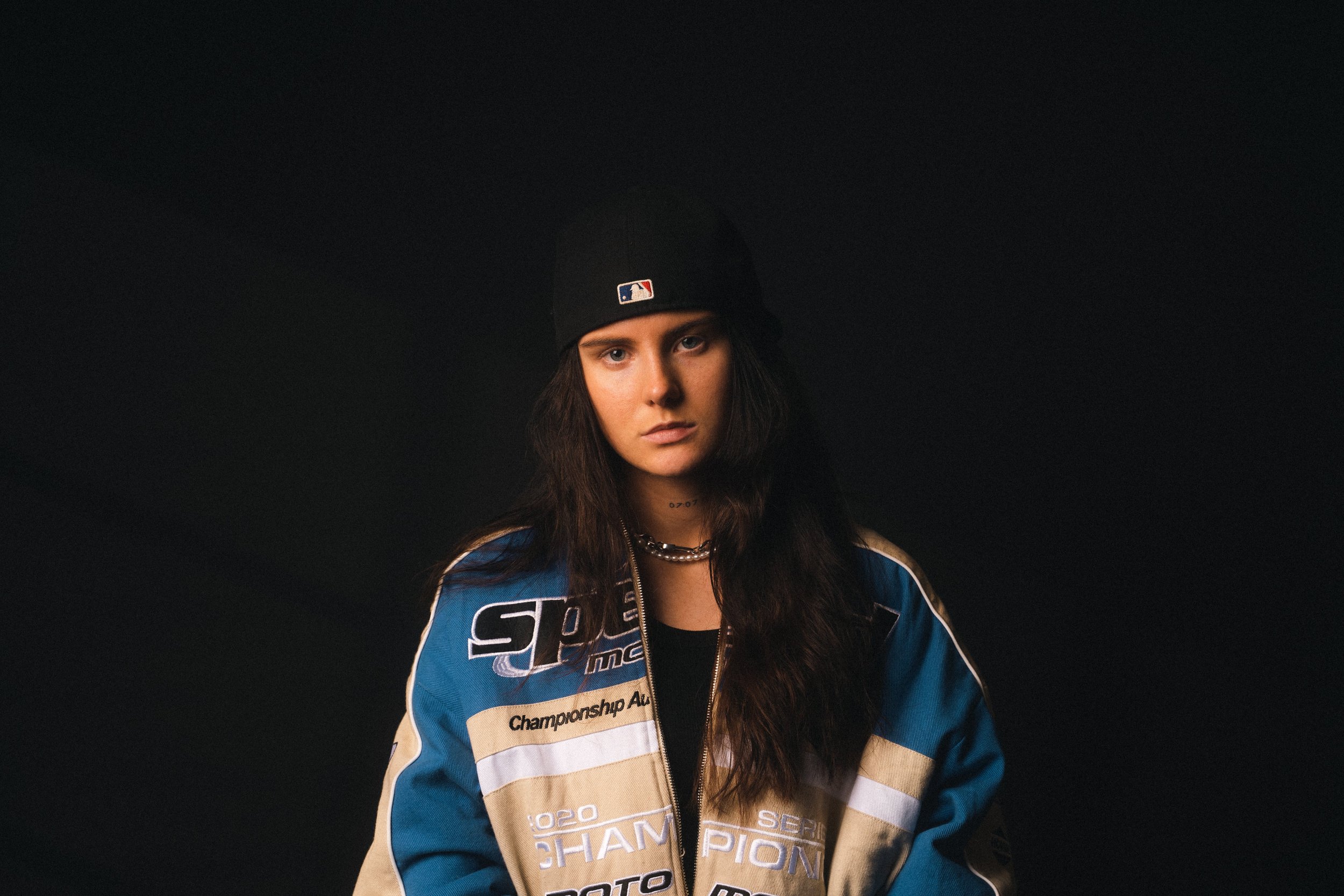 Ash Olsen's Latest Single “The Juice” Delivers a Sweet and Luscious Hip-hop Sound